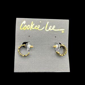Vintage Cookie Lee Earrings Huggies Gold Tone Scroll New Push Back